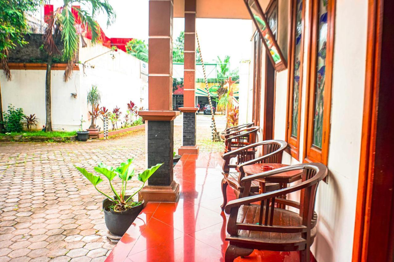 Hotel Laweyan Solo 外观 照片